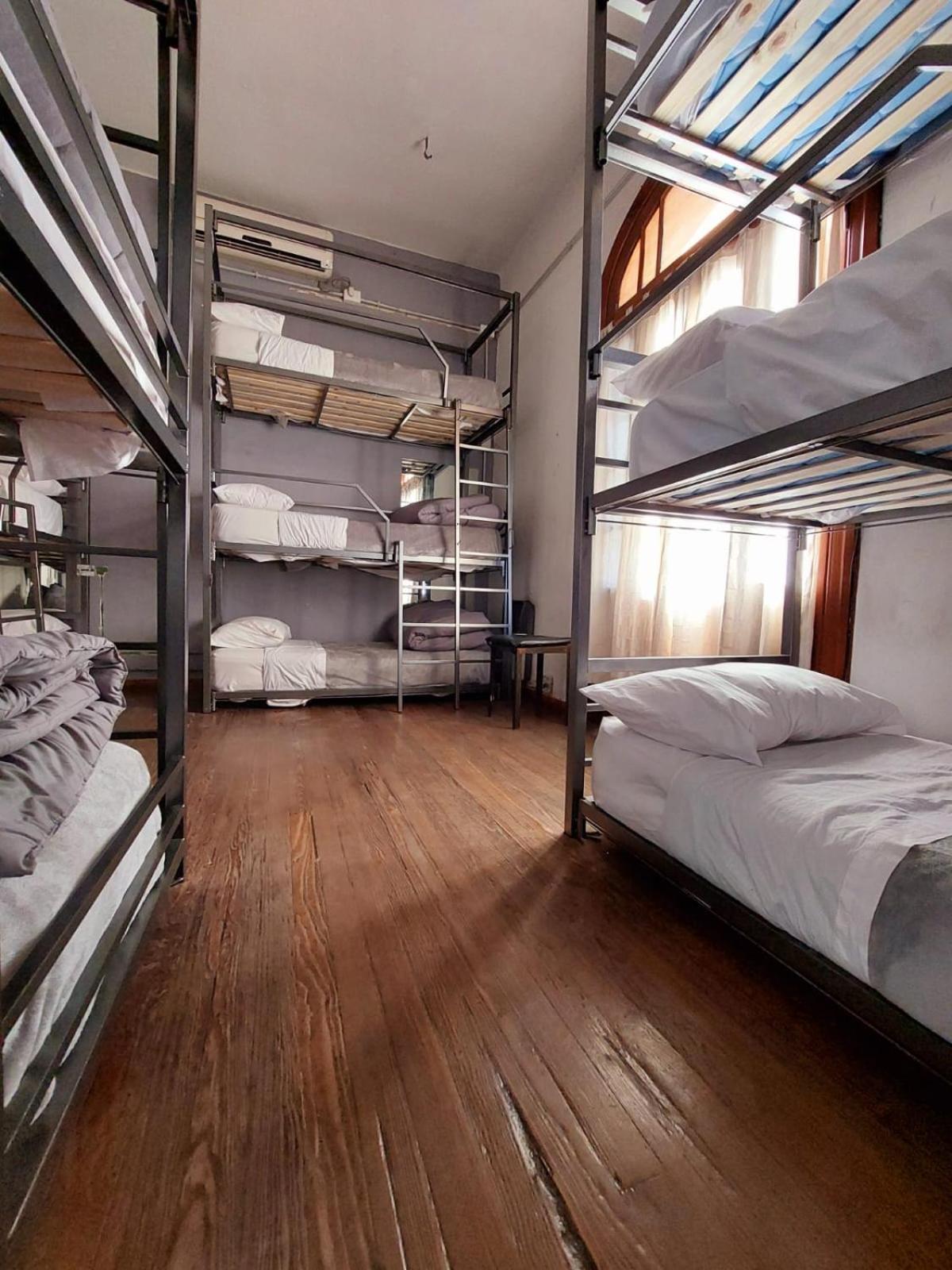 Why Not Nueva Cordoba Hostel Exterior photo